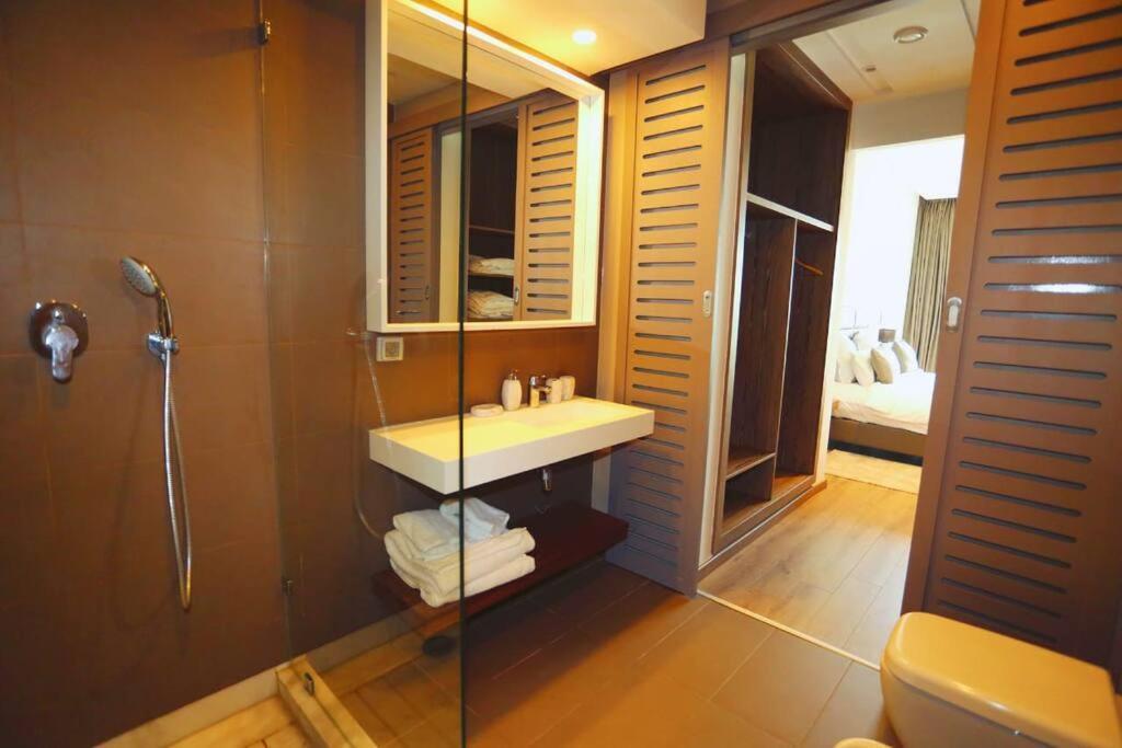 Luxury Apartment At Corniche , Seaview Close Beach Casablanca Exterior photo